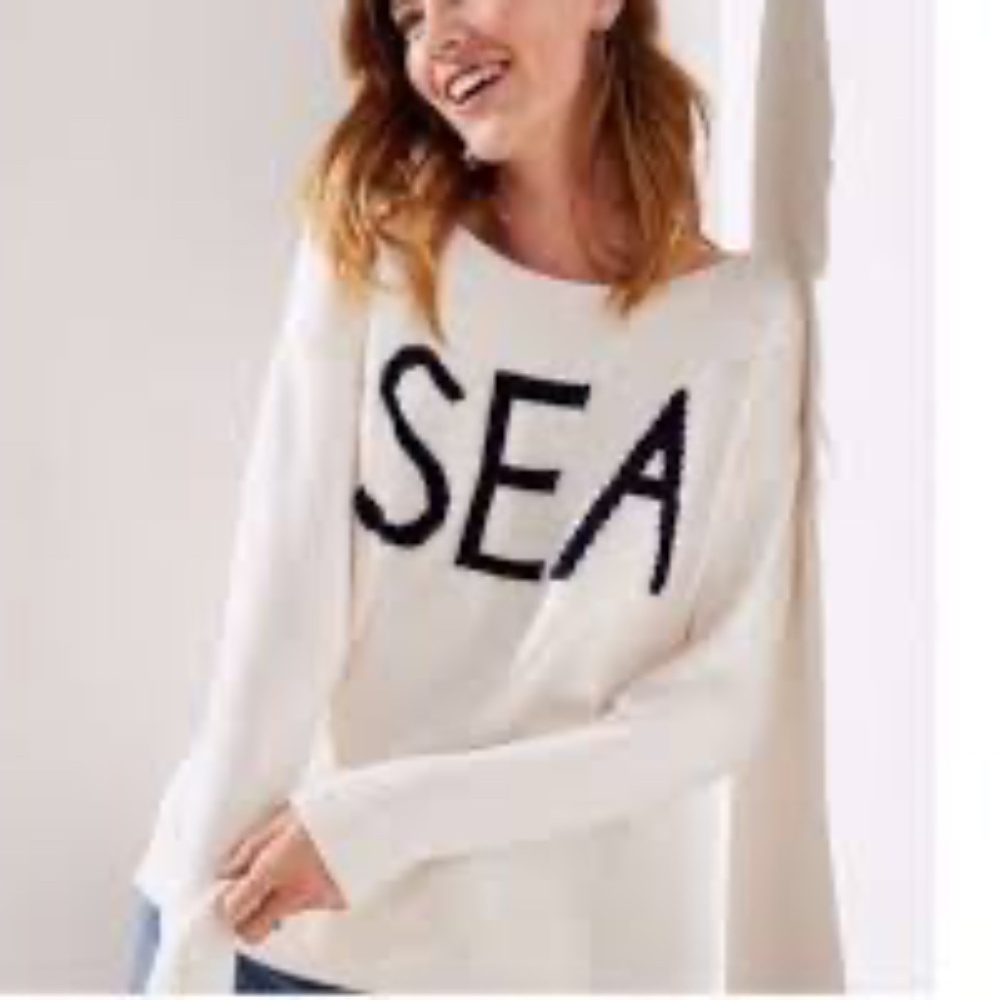 Loft Women's sweater Size M